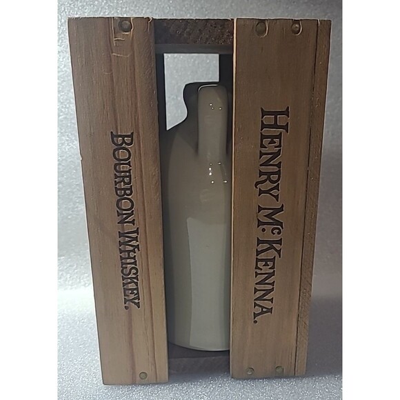 VTG Empty Henry McKenna Sour Mash Bourbon Whiskey Jug 750 ml -80 Proof Kentucky - Picture 7 of 9